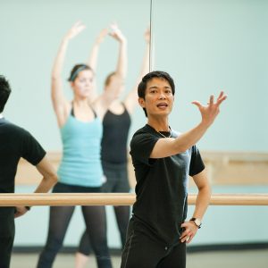 Instructor Chung-Fu Chang pictured teaching in studio