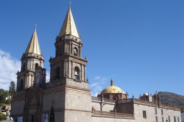 Cathedral Basilica of Our Lady of Rosary, Talpa de Allende Jalisco, Mexico. Photo by Jrobertiko