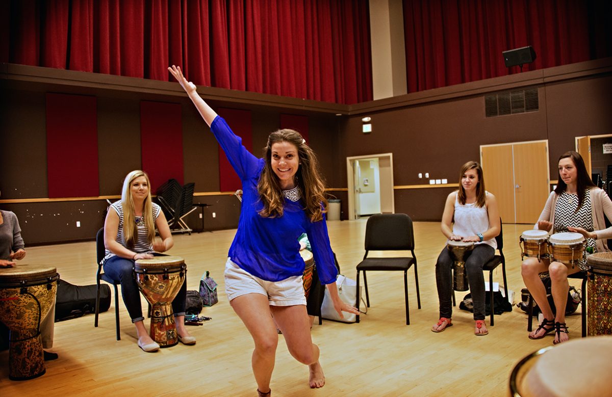 music therapy class drum circle3 Music