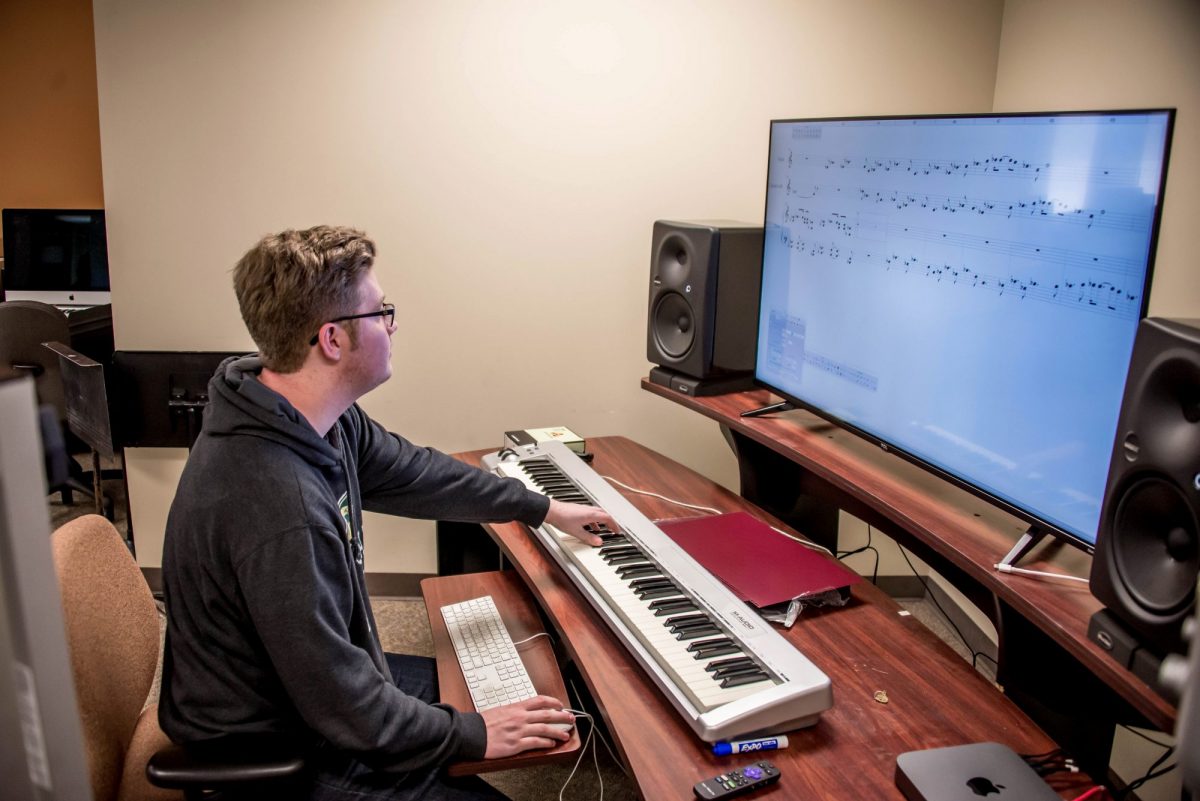 DerekSummers41200x801 Music