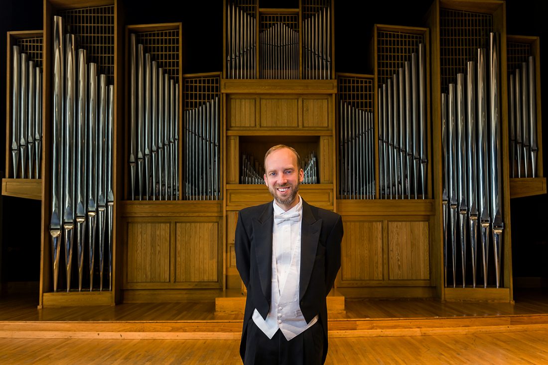 Organ Professor Joel Bacon