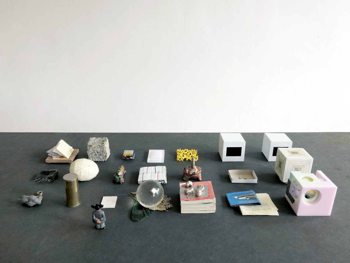 GAMA: MICROLOGIES